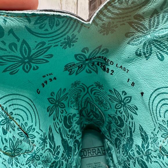 CORRAL Womens Tall Cowboy Boots 9 M Black Studded Overlay Crystal Boot C3934 NWT - Picture 9 of 13